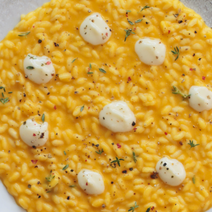 RISOTTO ALLA ZUCCA CON CREMA DI GRANA PADANO E TIMO